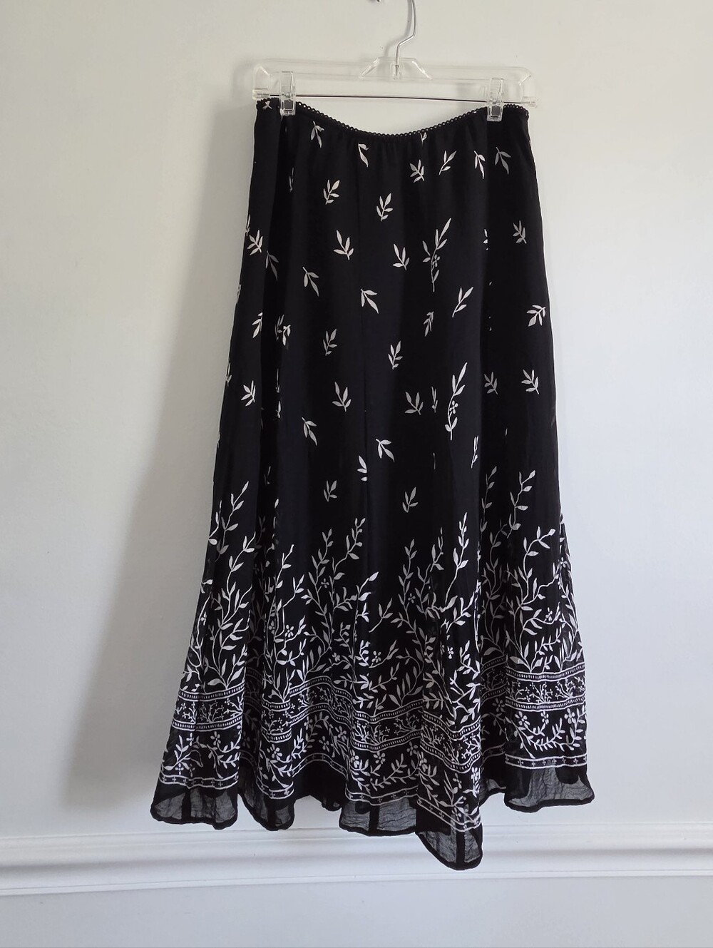 Retro Floral Midi Skirt